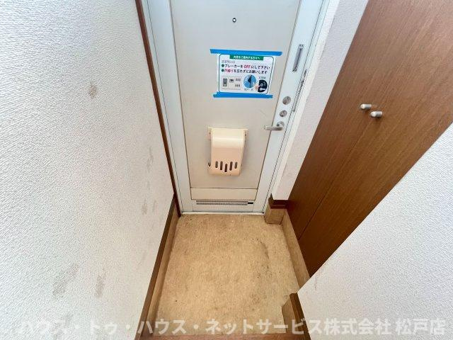 プロス・ペールAの玄関