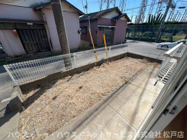 プロス・ペールAの庭