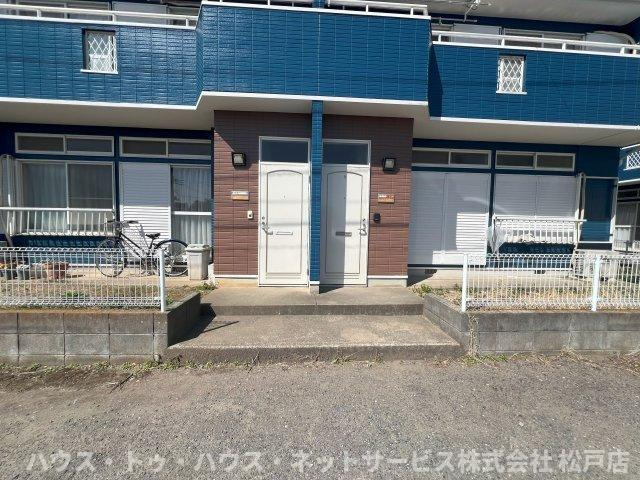 プロス・ペールAのエントランス