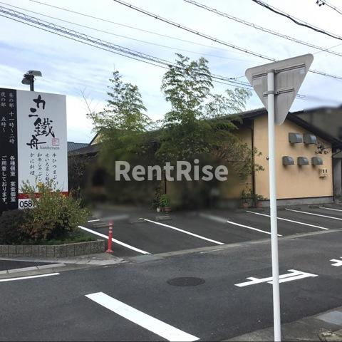 サンタプレイス|カニ鐵舟 0.1km