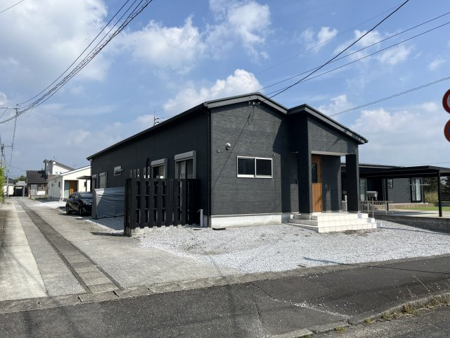 宮崎県串間市上町地区　二世帯住宅の外観