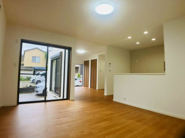 中古戸建　松戸市栄町１丁目の居間・リビング