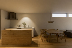 【完成予想図】 | B区画・C区画建物参考プラン完成予想パース
LDK18帖以上+車庫+書斎付4LDK参考プラン（建物面積136.00平米）