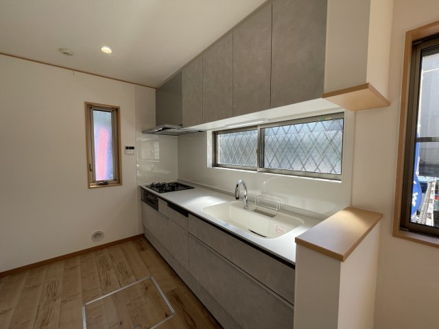 やわらかな風が吹くこの白山～♪【緑区白山４丁目】リフォーム中古戸建～のキッチン|キッチンです