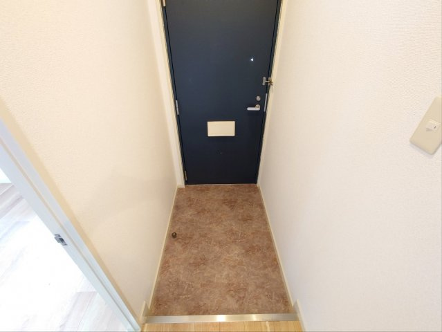 ヴィラ狭山の玄関