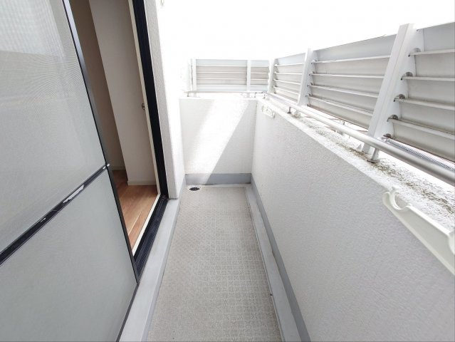 ヴィラ狭山のバルコニー