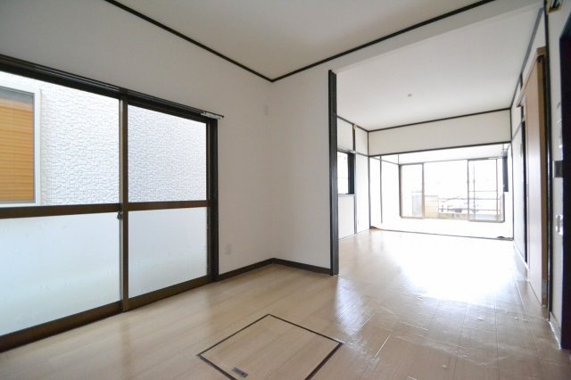 船越4丁目戸建ての居間・リビング