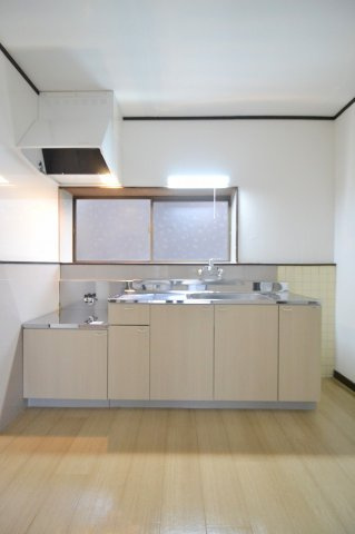 船越4丁目戸建てのキッチン