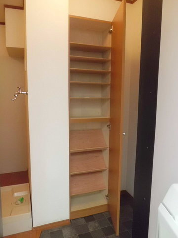 サニーサイド希望が丘の玄関