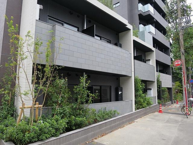 ＭＡＬＵＬＡＮＩ　南青山の外観| 