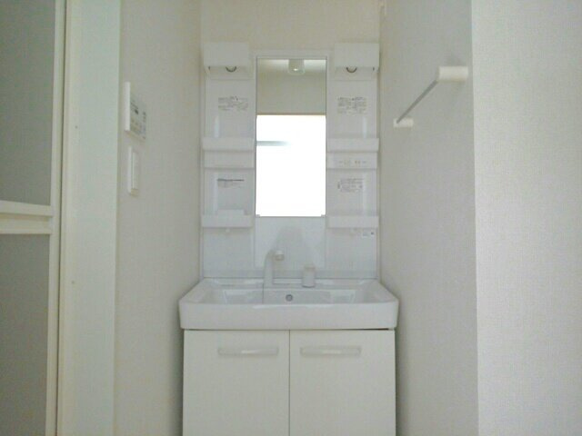 アゴラ　カザのその他