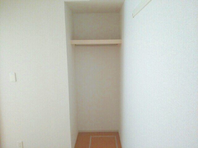 アゴラ　カザのその他