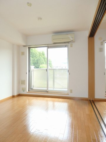 ヌーヴェル・ブリーゼの居間・リビング|おしゃれなリビングです