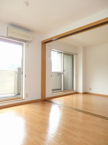 ヌーヴェル・ブリーゼの内装|過ごしやすい室内です