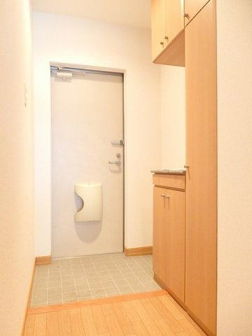 ヌーヴェル・ブリーゼの玄関|ゆったりとした玄関です