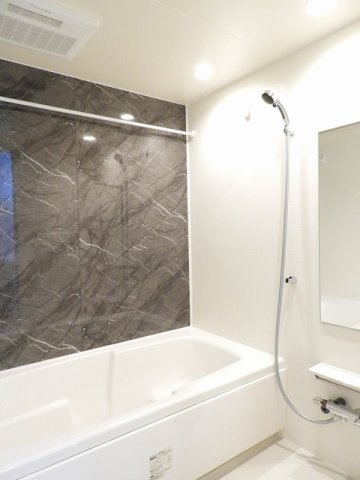 アキロマンの浴室|コンパクトで使いやすいお風呂です