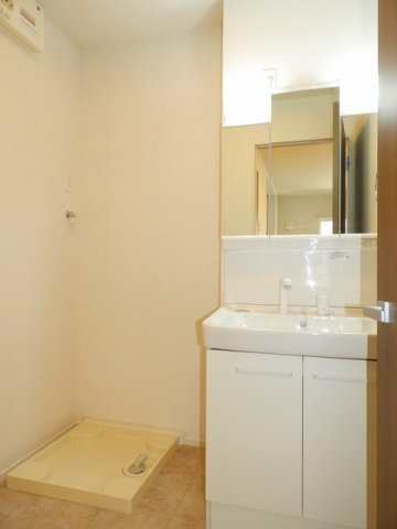 アキロマンの洗面所|忙しい朝には欠かせない洗面所です