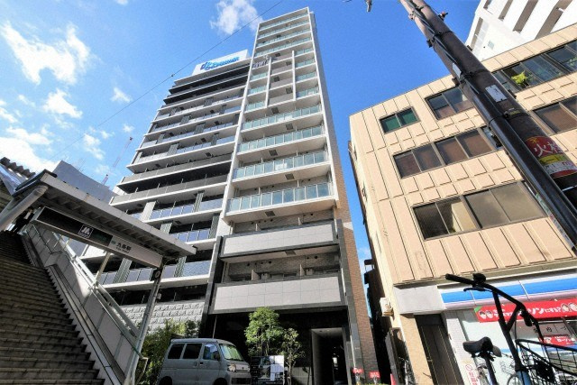 エスリード九条スタシオンの外観