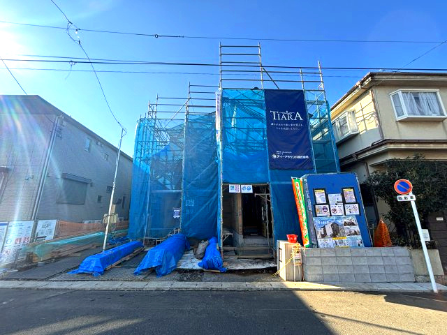 狭山市水野　新築2棟の外観|完成間近！