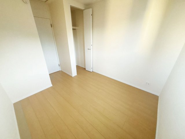 【洋室】 | 川越市岸町2丁目　新築一戸建住宅　全3棟　(ふじみ野店) | 洋室５帖