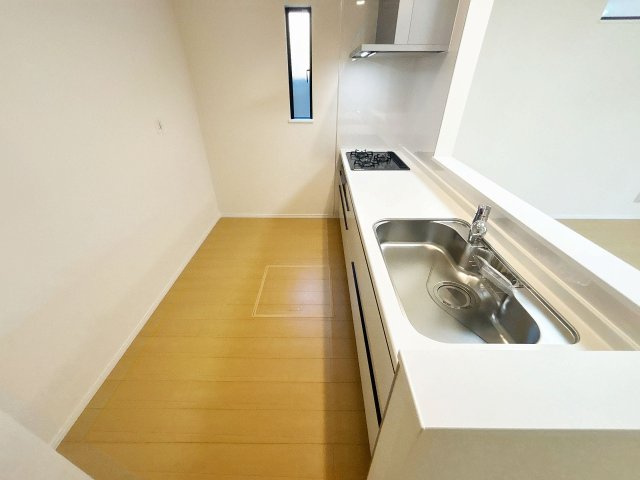 【キッチン】 | 川越市岸町2丁目　新築一戸建住宅　全3棟　(ふじみ野店) | 作業のしやすいシステムキッチンです。