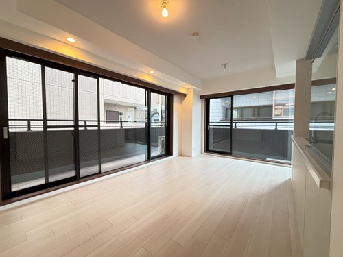 【居間・リビング】