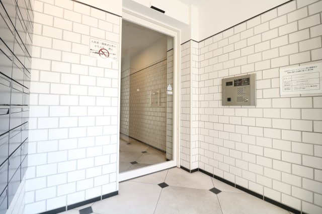 【エントランス】