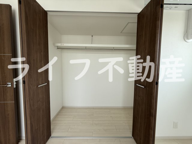 コート・ド・ボーヌ深江南南棟の収納|ちょっとした収納スペースも充実しています
