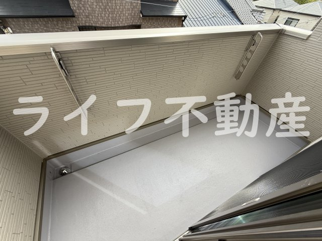 コート・ド・ボーヌ深江南南棟のバルコニー|お洗濯にも便利なバルコニー付き