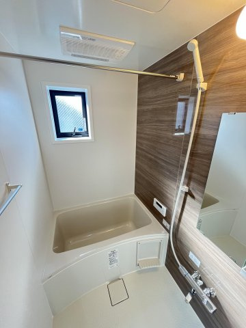 ガーデンヒルズ長者町の浴室