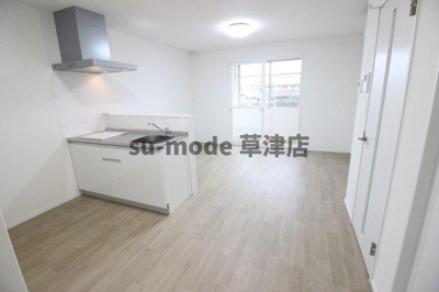 【居間・リビング】 | フォアール千僧供町