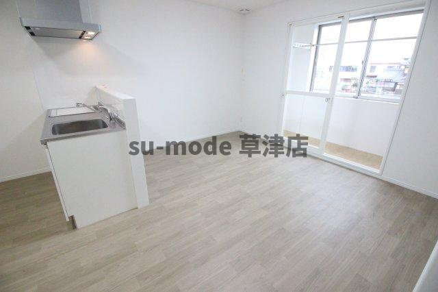 【居間・リビング】 | フォアール千僧供町