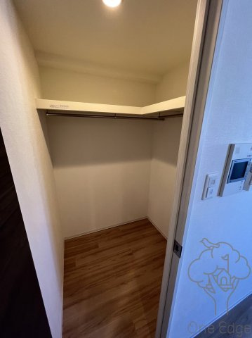 ワールドアイ都島高倉町の収納