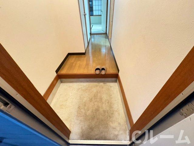 ハイツ八代のエントランス