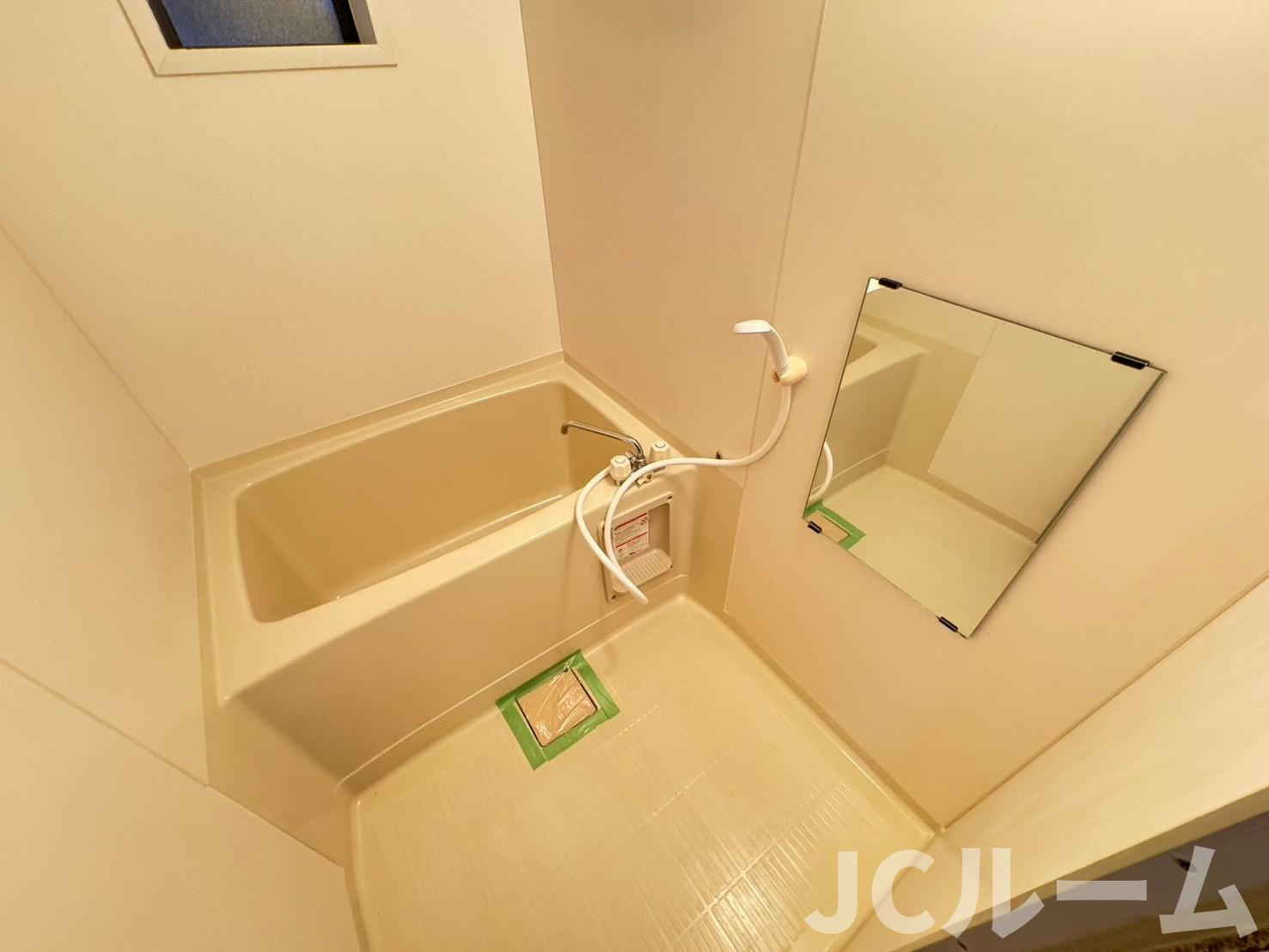 ハイツ八代の浴室