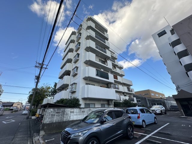 真栄マンション浮島