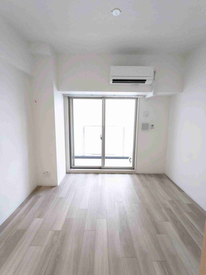 【居間・リビング】 | アルティザ江坂 | ゆったり過ごせる居間です