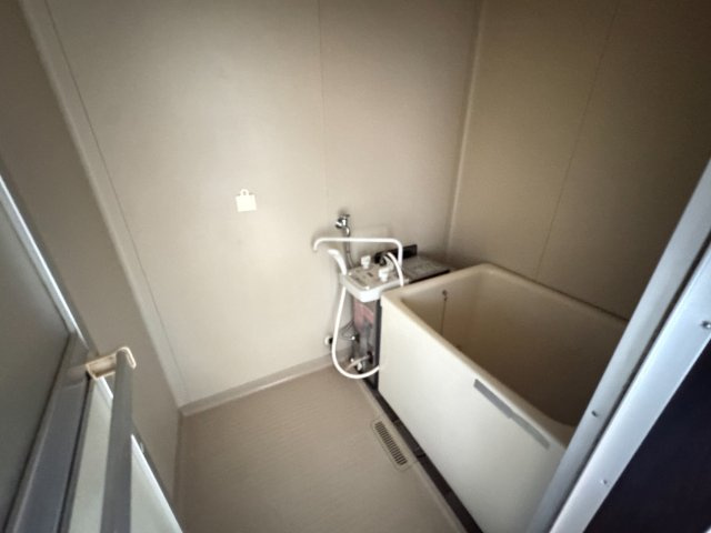 青森市大字大野字若宮　コーポ・パステルの浴室