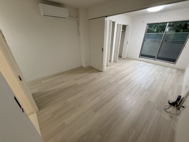 クリエオーレ蛍池Ⅲの居間・リビング