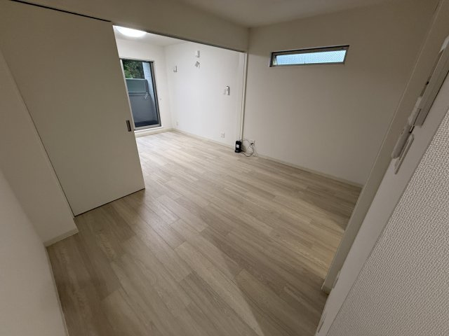 クリエオーレ蛍池Ⅲの居間・リビング