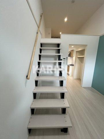 テクノメゾン太子橋　ロフト付・女性専用の内装