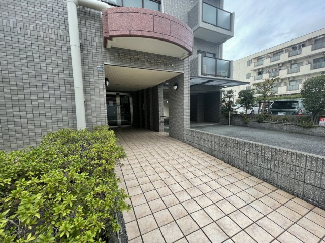 シャロームテラスのエントランス