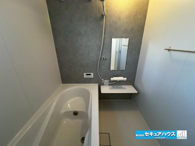 【同施工物件ご案内可能】東郷町大字春木字白土　全1棟の内観：施工例|【洋室イメージ】
◆広々とした居住空間は日々の暮らしを彩り、心のやすらぎと満足感を与えてくれます。通風と採光を考慮した設計は子供たちはのびのび育ち、家族でくつろぎと団らんを生み出します。