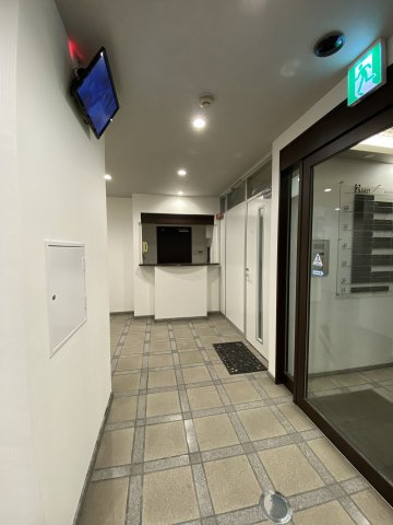 K-2　EASTのエントランス