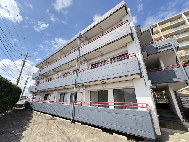 グリーンビル東中山第一の外観