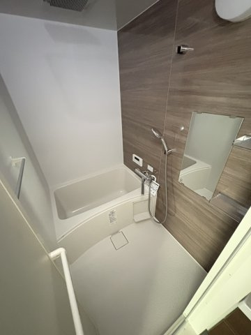 グリーンビル東中山第一の浴室