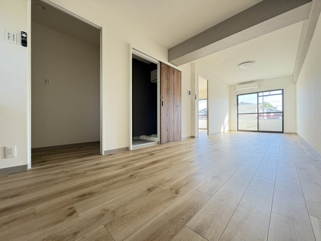 グリーンビル東中山第一の居間・リビング