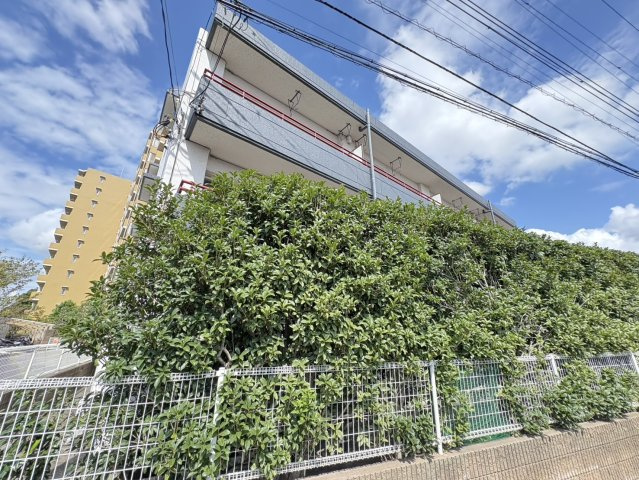 グリーンビル東中山第一の外観