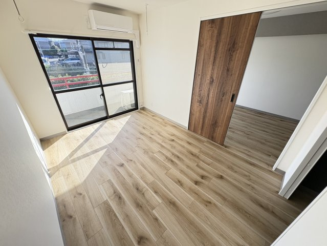 グリーンビル東中山第一の寝室