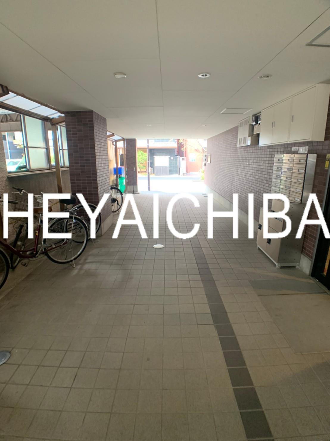 N'sフラットのエントランス